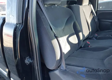 2002 GMC Sierra 1500 Sle z USA, uszkodzony, nr VIN 1GTEC14V22Z250511